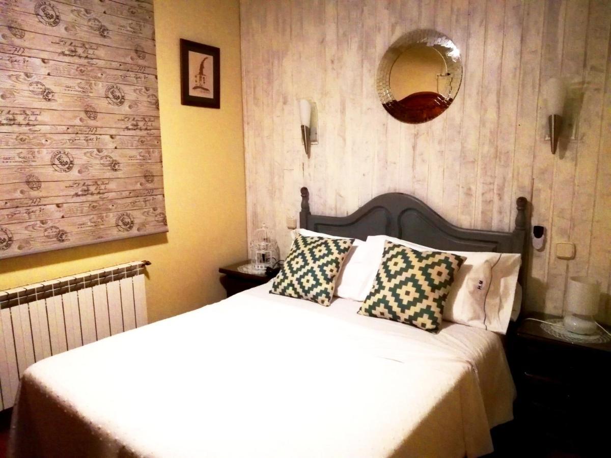 Hostal Martin - Sanabria Ribadelago Buitenkant foto