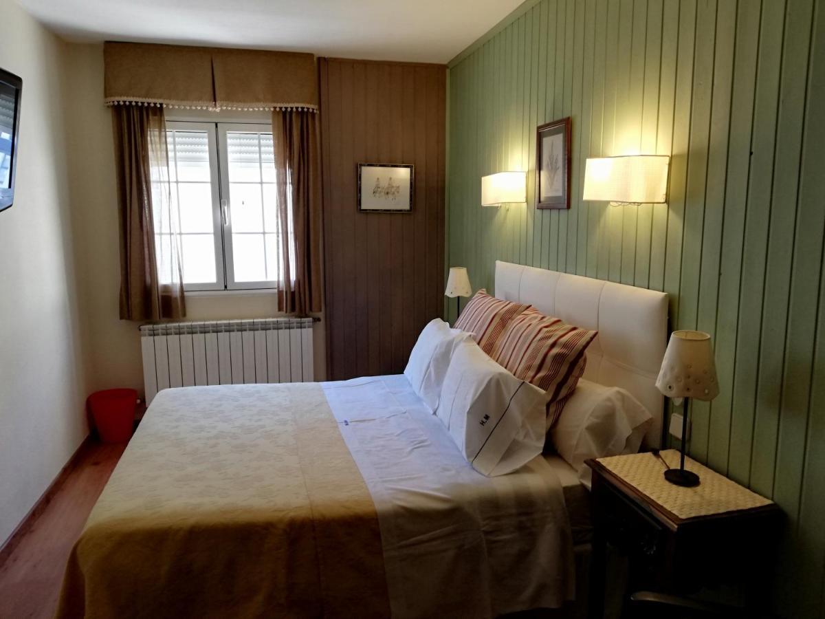 Hostal Martin - Sanabria Ribadelago Buitenkant foto