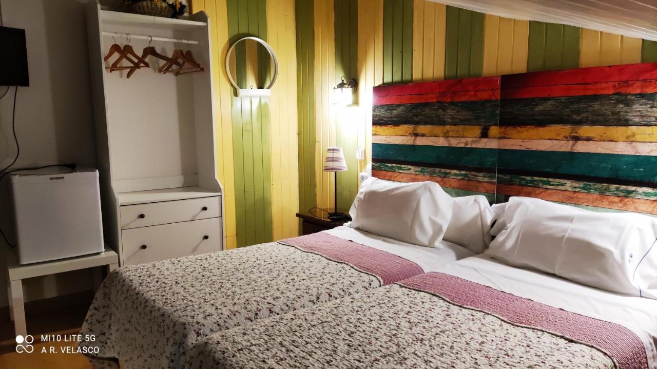 Hostal Martin - Sanabria Ribadelago Buitenkant foto