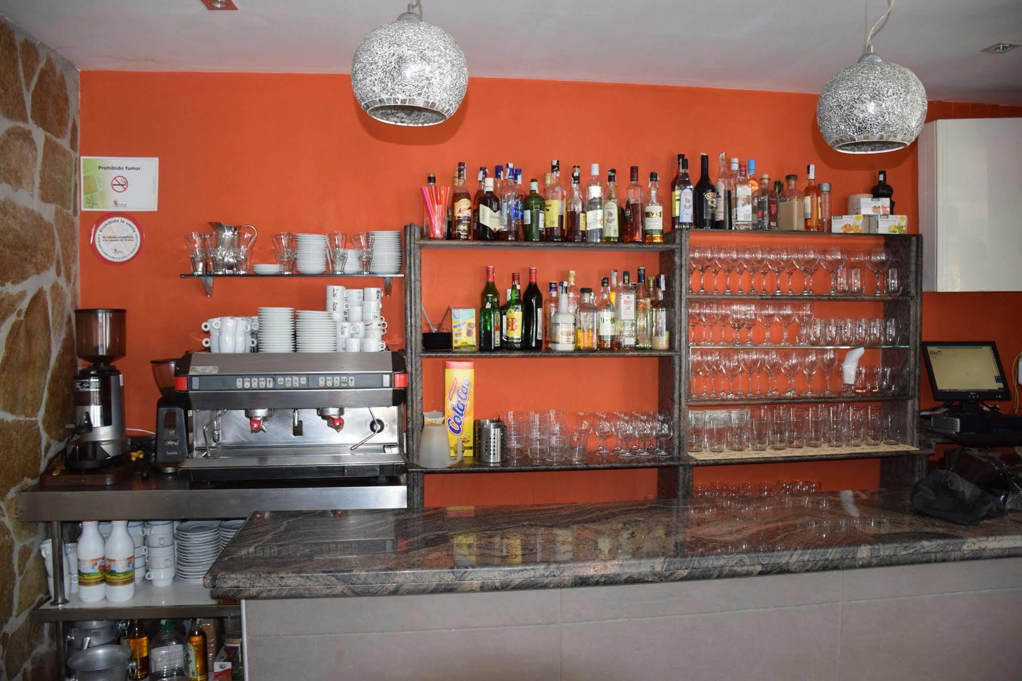 Hostal Martin - Sanabria Ribadelago Buitenkant foto